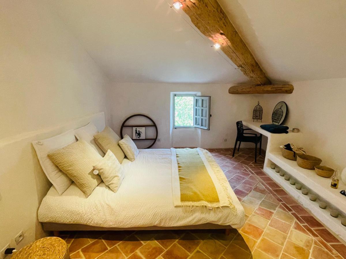 Готель La Bastide Saint-Julien  Екстер'єр фото