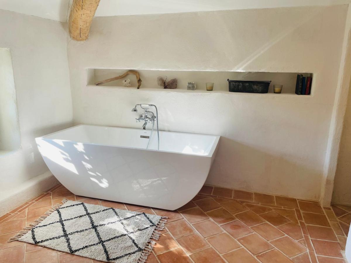 Готель La Bastide Saint-Julien  Екстер'єр фото
